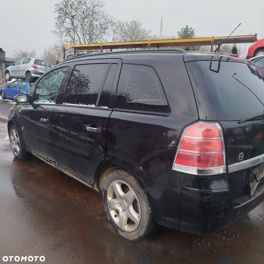 Opel Zafira B  na części . - 10