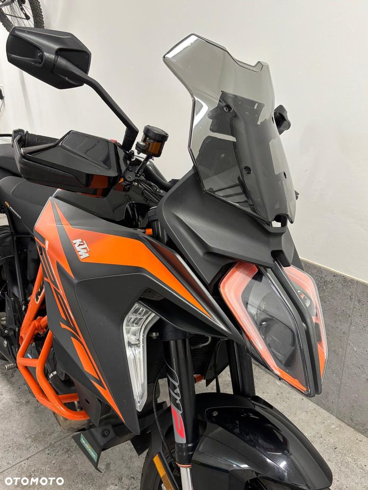 KTM Super Duke - 19