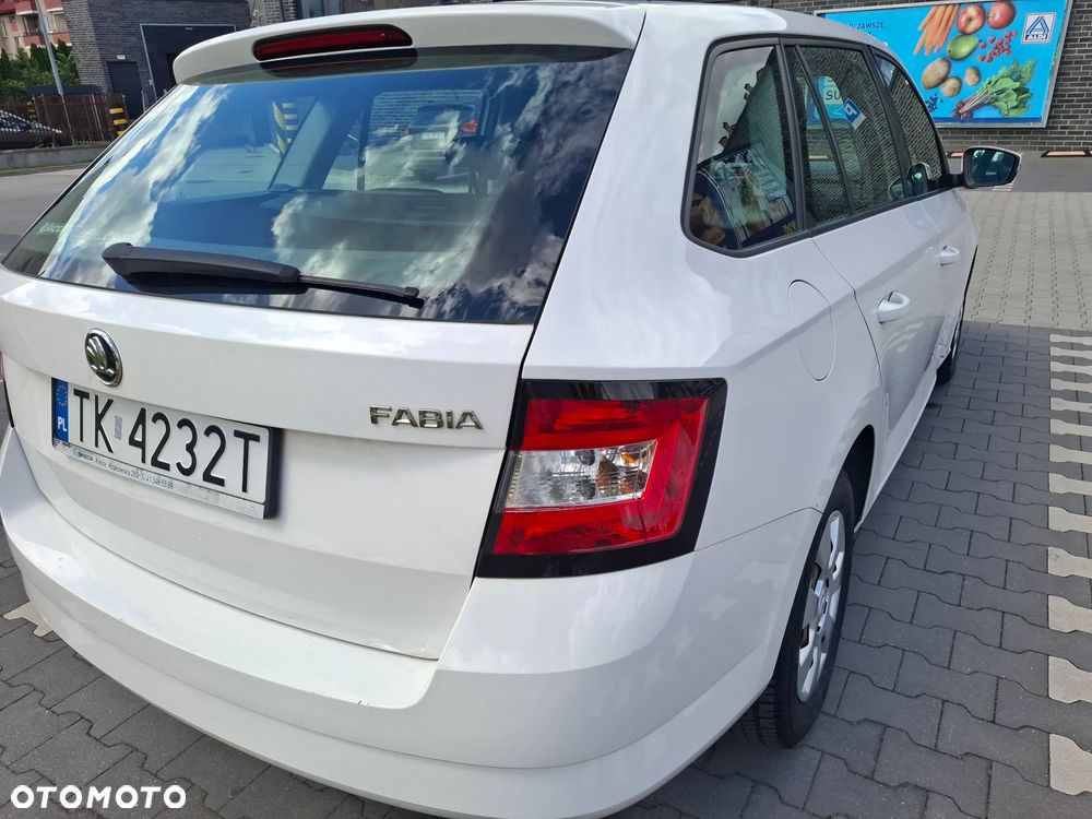 Skoda Fabia 1.0 TSI Active - 16