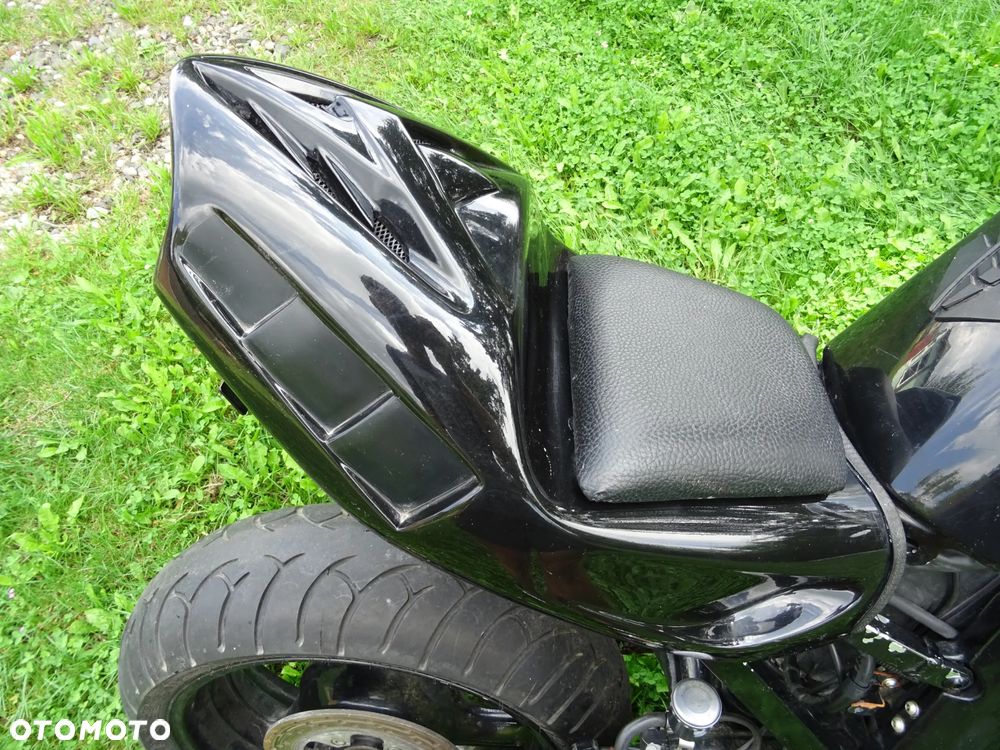 Suzuki GSX-R - 8