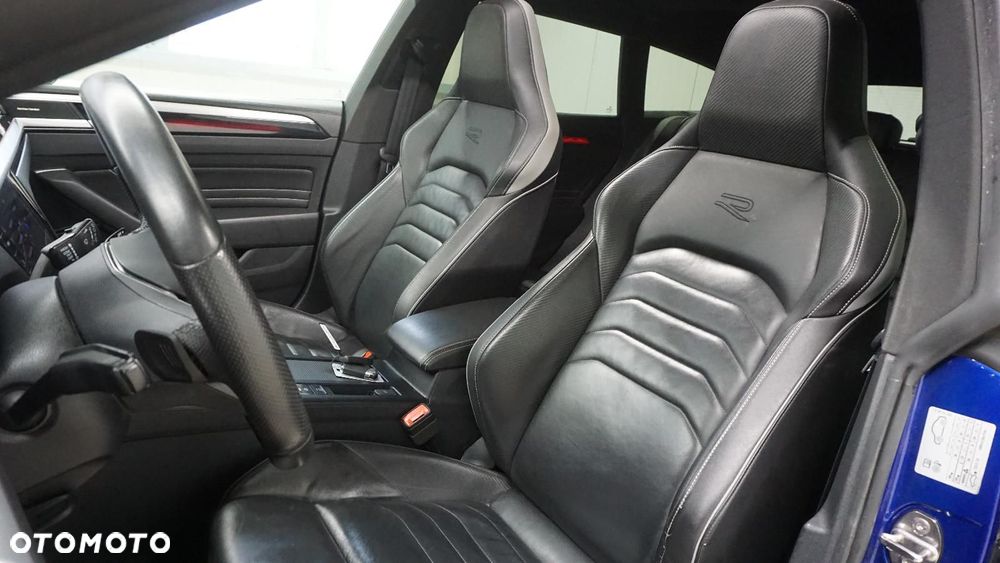 Volkswagen Arteon 2.0 TDI SCR DSG R-Line - 25