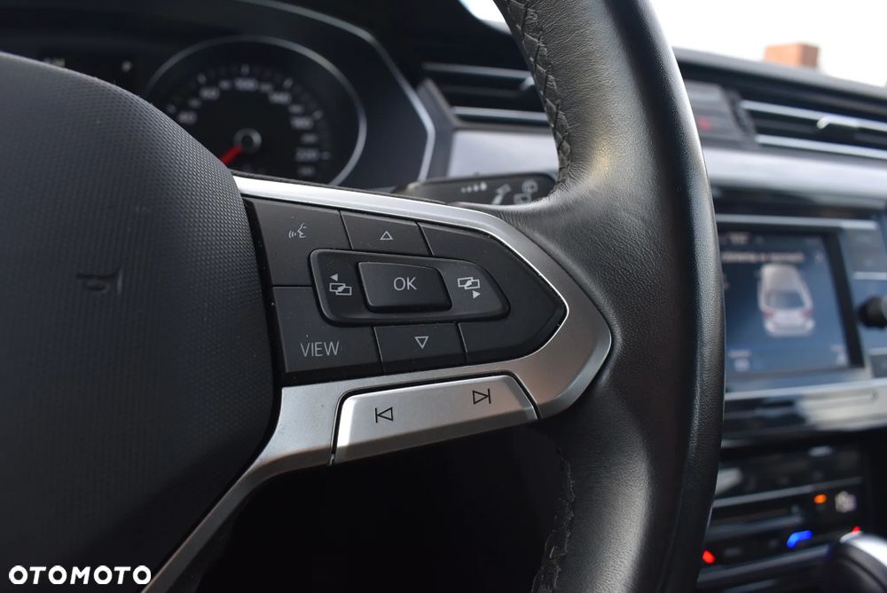 Volkswagen Passat 2.0 TDI EVO Business DSG - 26