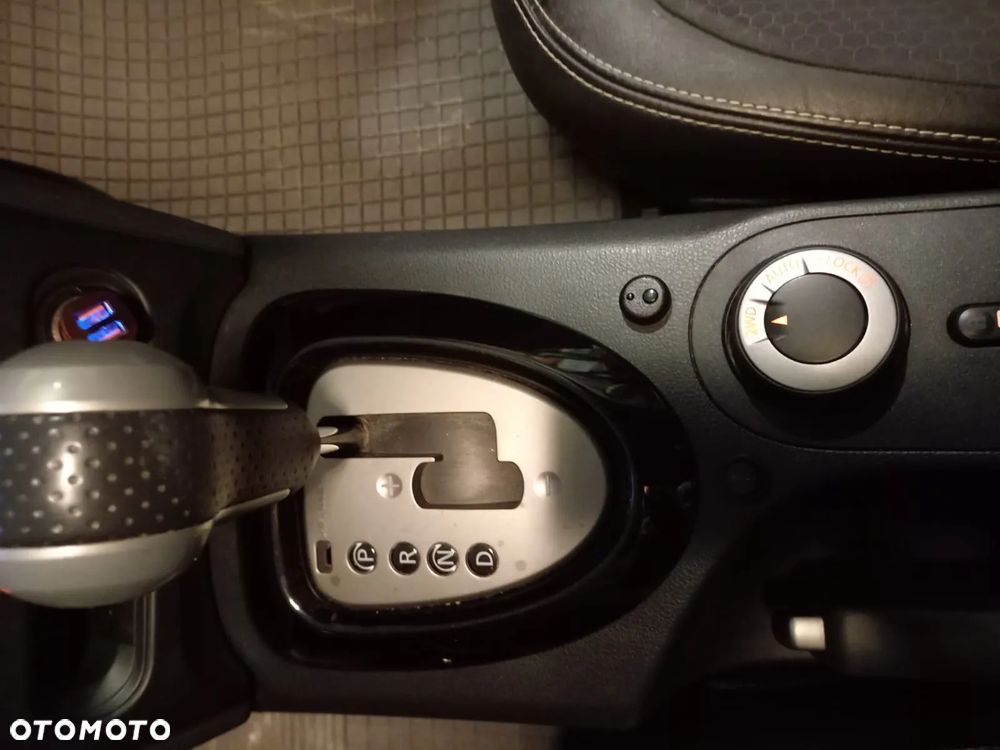 Nissan Qashqai+2 - 18