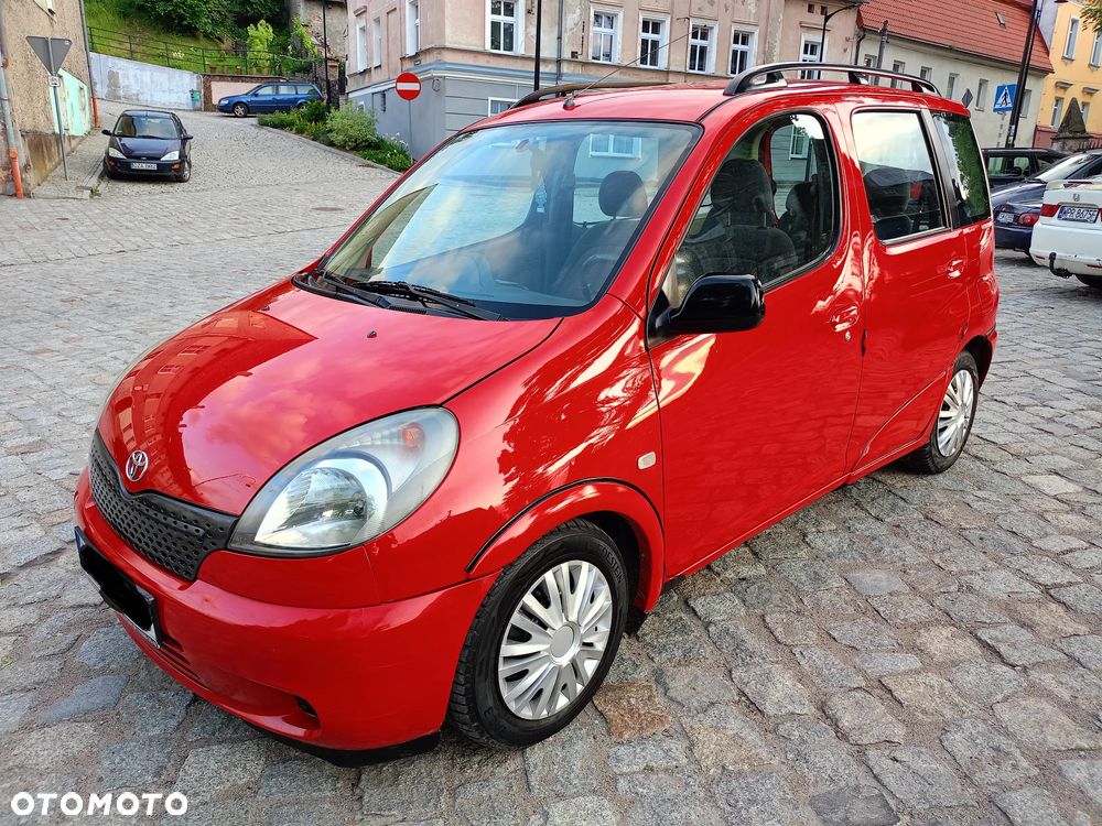 Toyota Yaris Verso