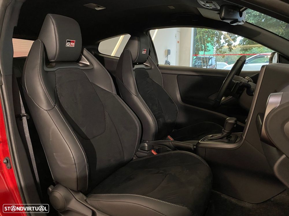 Toyota GR Yaris 1.6 T Legend T/A - 10