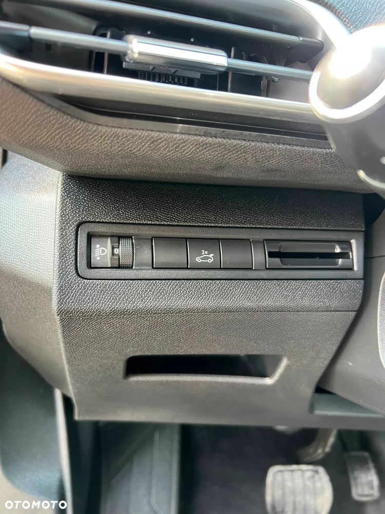 Peugeot 3008 - 22