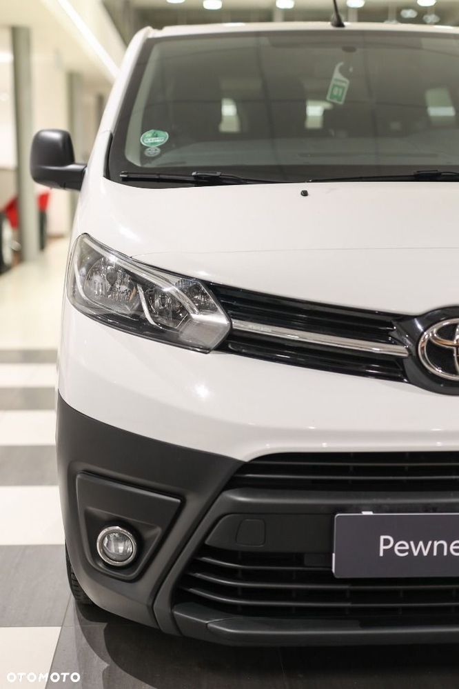 Toyota Proace Verso - 19
