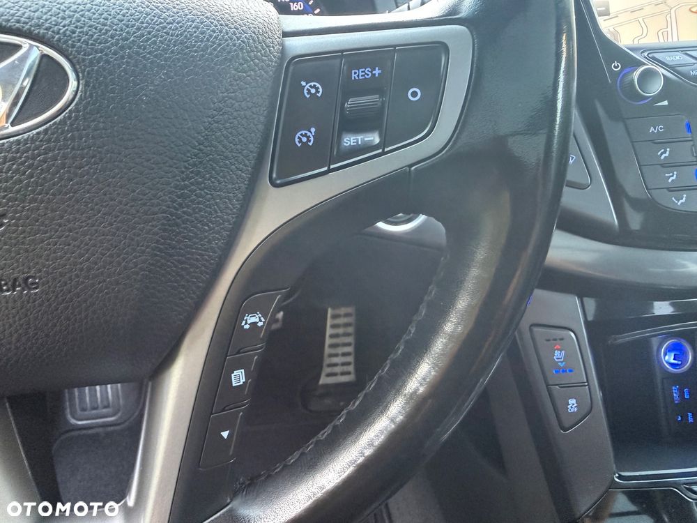 Hyundai i40 Kombi blue 1.7 CRDi DCT Premium - 32