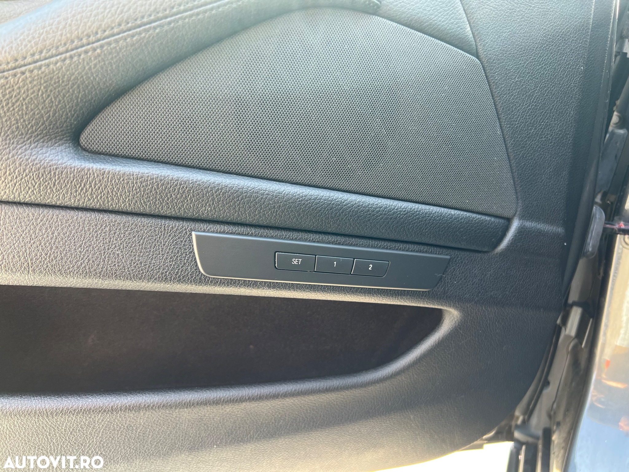 BMW Seria 5 520d xDrive Aut. Luxury Line - 27