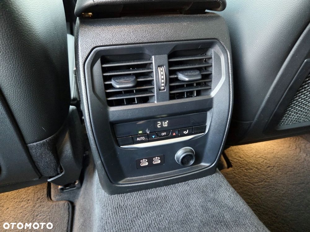 BMW Seria 3 - 32