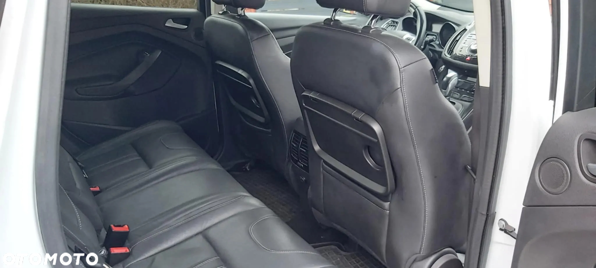 Ford Kuga 2.0 TDCi 4x4 SYNC - 7