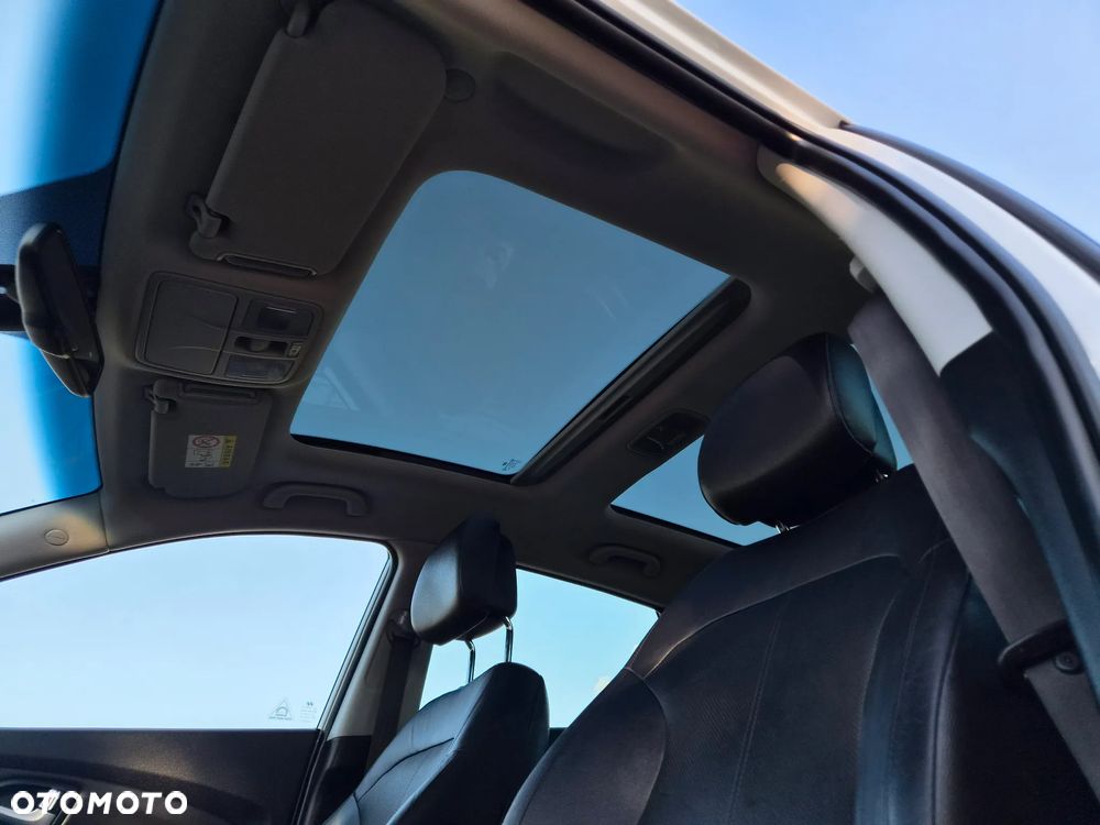 Hyundai ix35 1.7 CRDi Premium 2WD - 10