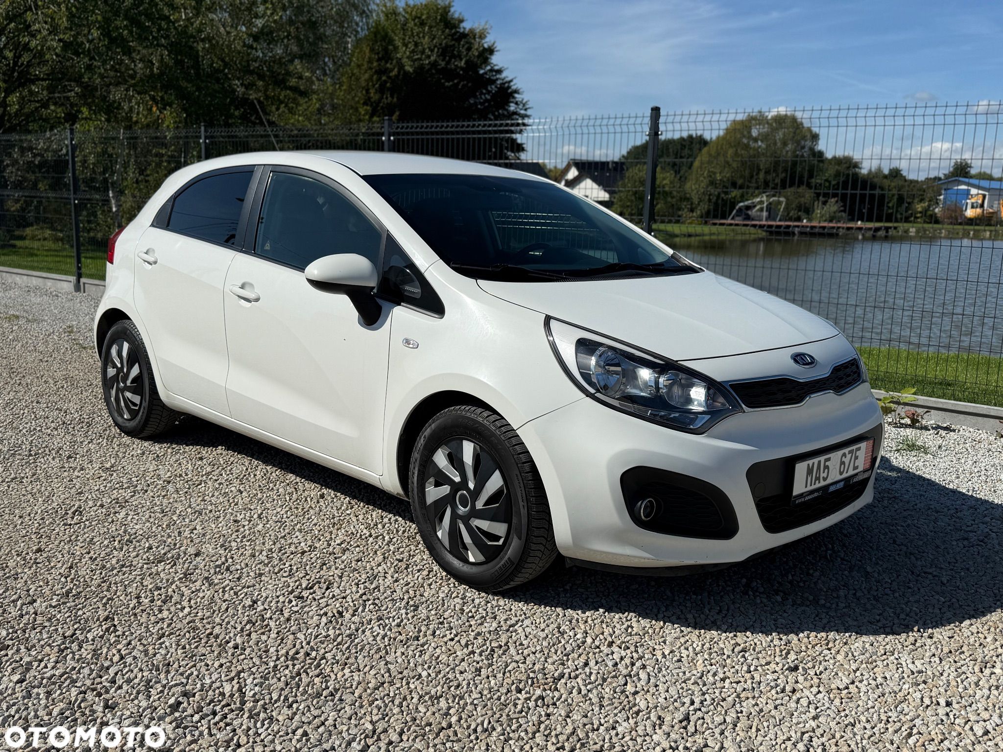 Kia Rio 1.2 Attract - 1