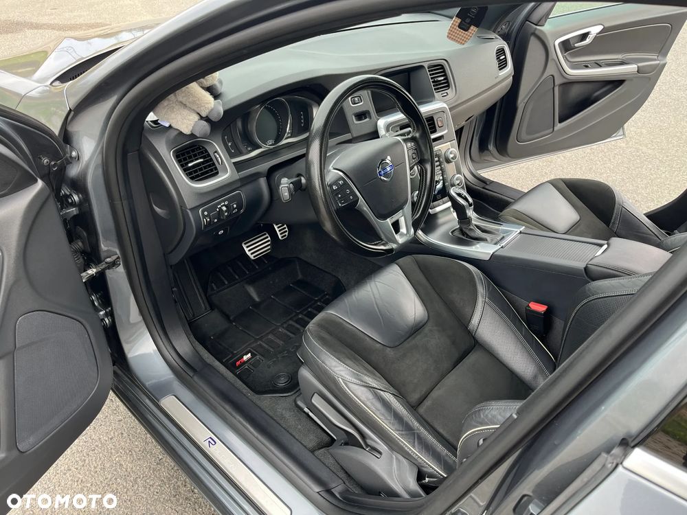 Volvo S60 D3 Drive-E R-Design Momentum - 10