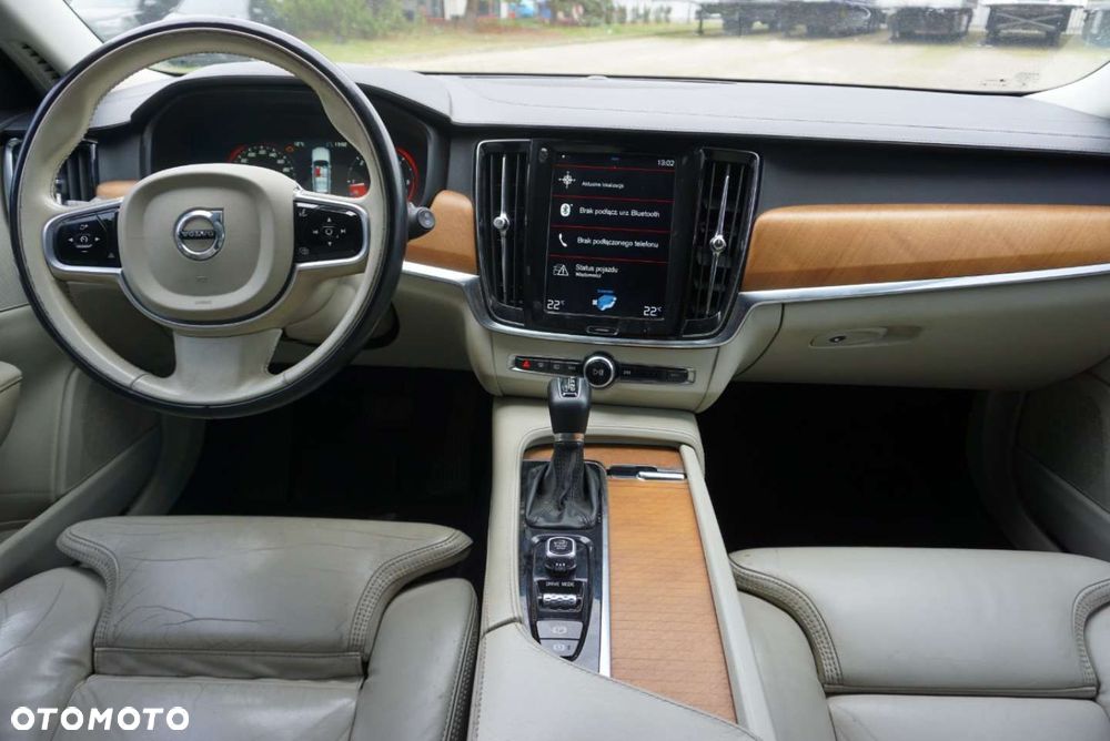 Volvo V90 D5 AWD Inscription - 16