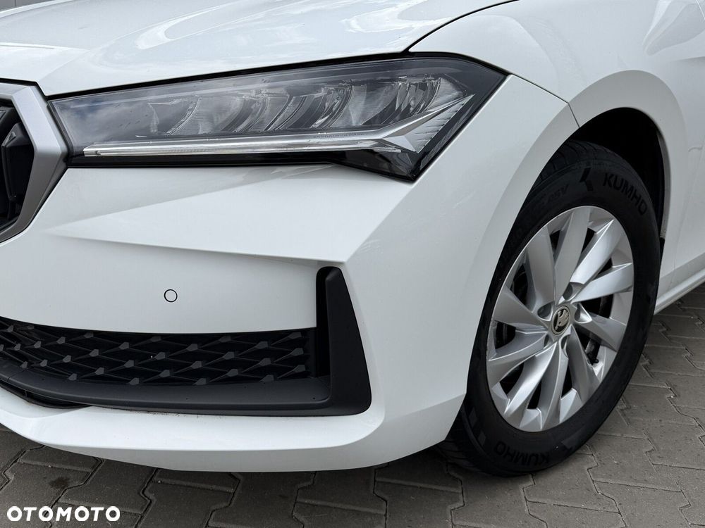 Skoda Superb 2.0 TDI SCR Essence DSG - 3
