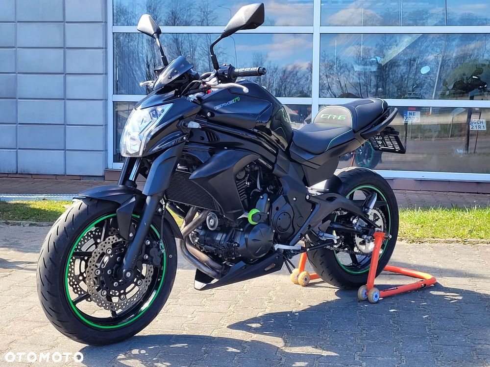 Kawasaki ER - 22