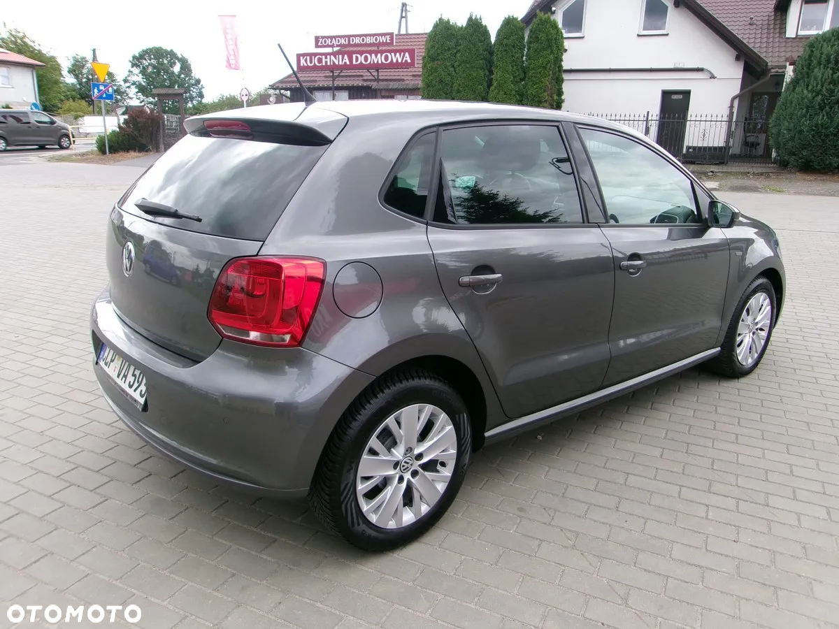 Volkswagen Polo - 4