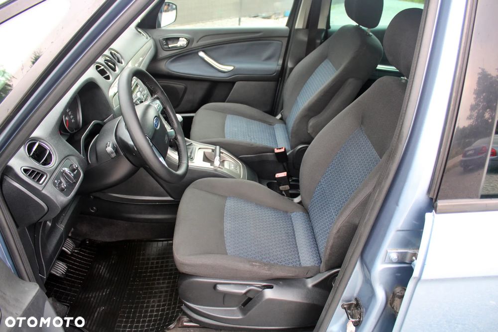 Ford Galaxy 2.0 Champions Edition - 22