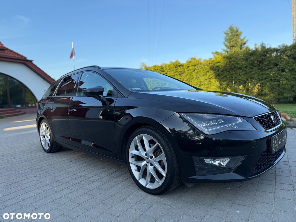Seat Leon 2.0 TDI FR Black S&S - 4