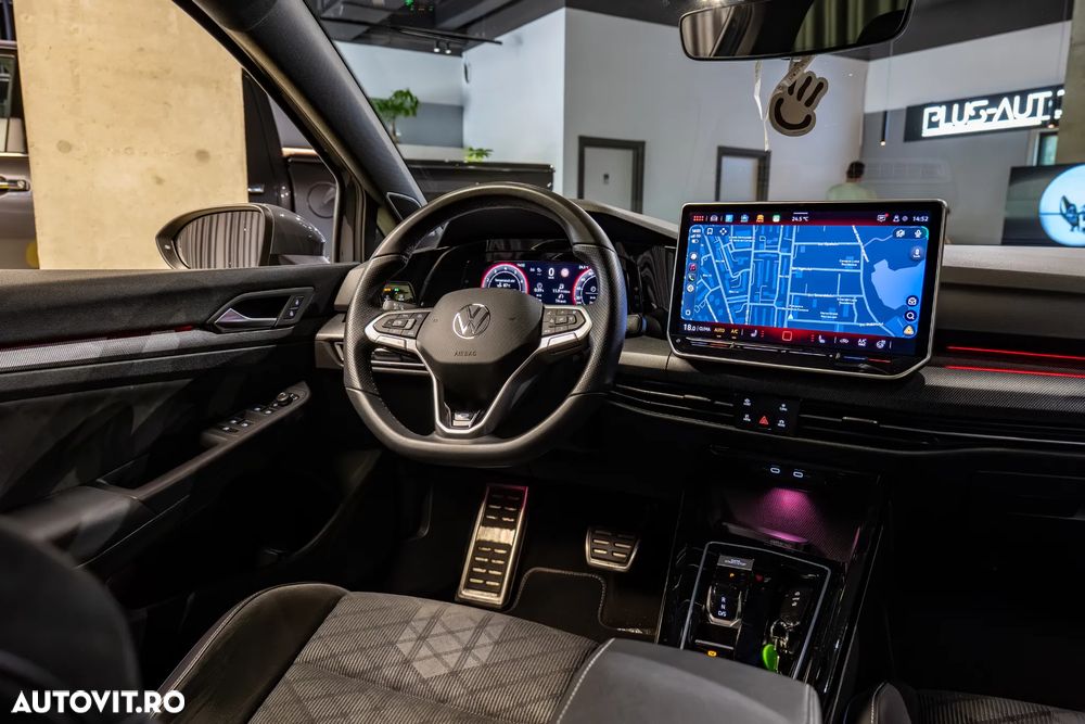 Volkswagen Golf - 13