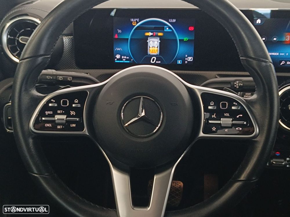 Mercedes-Benz CLA 180 d Shooting Brake Business Solutions Aut. - 17