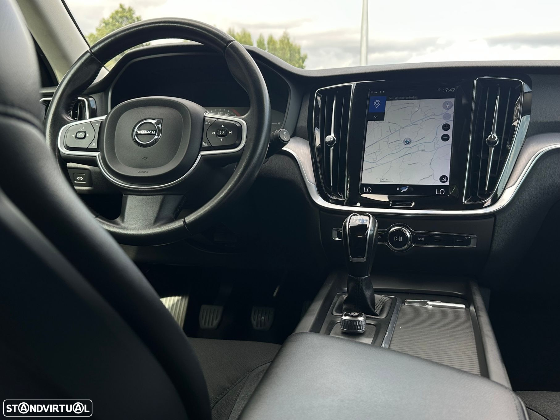 Volvo V60 2.0 D3 Momentum - 22
