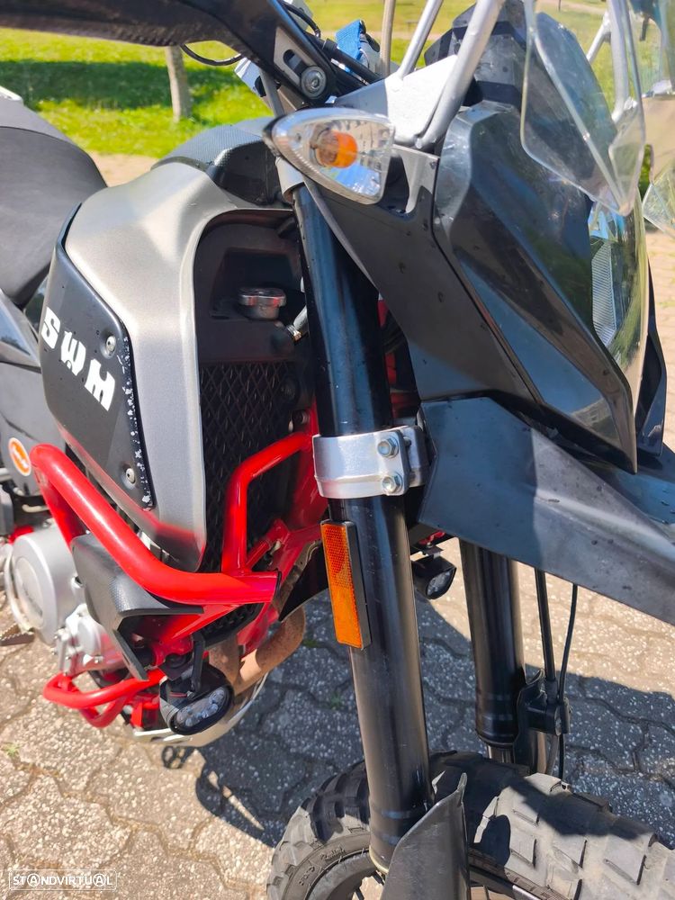 SWM Superdual X 600 - 11