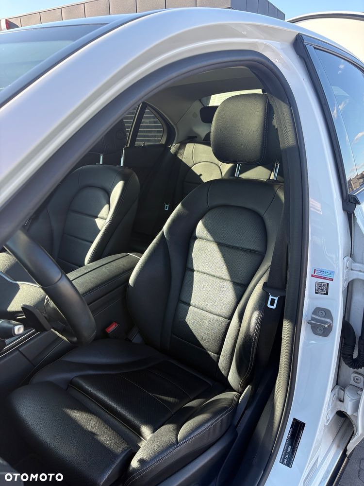 Mercedes-Benz Klasa C 220 d 9G-TRONIC AMG Line - 14