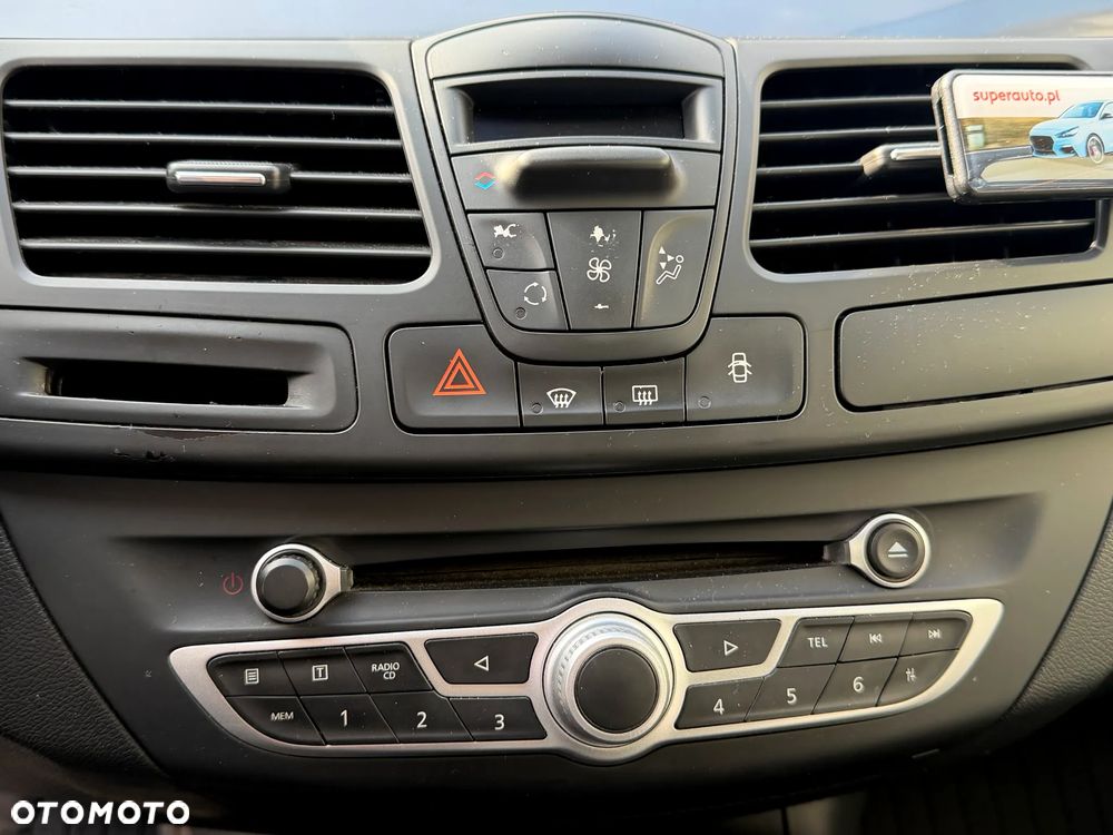 Renault Laguna 1.6 Authentique - 13