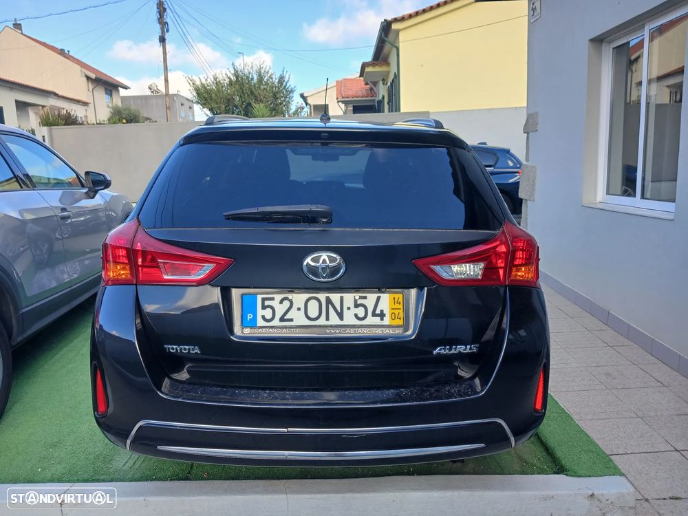 Toyota Auris Touring Sports 1.4 D-4D Com+P.Sport - 4