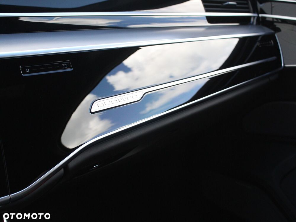 Audi A8 - 27