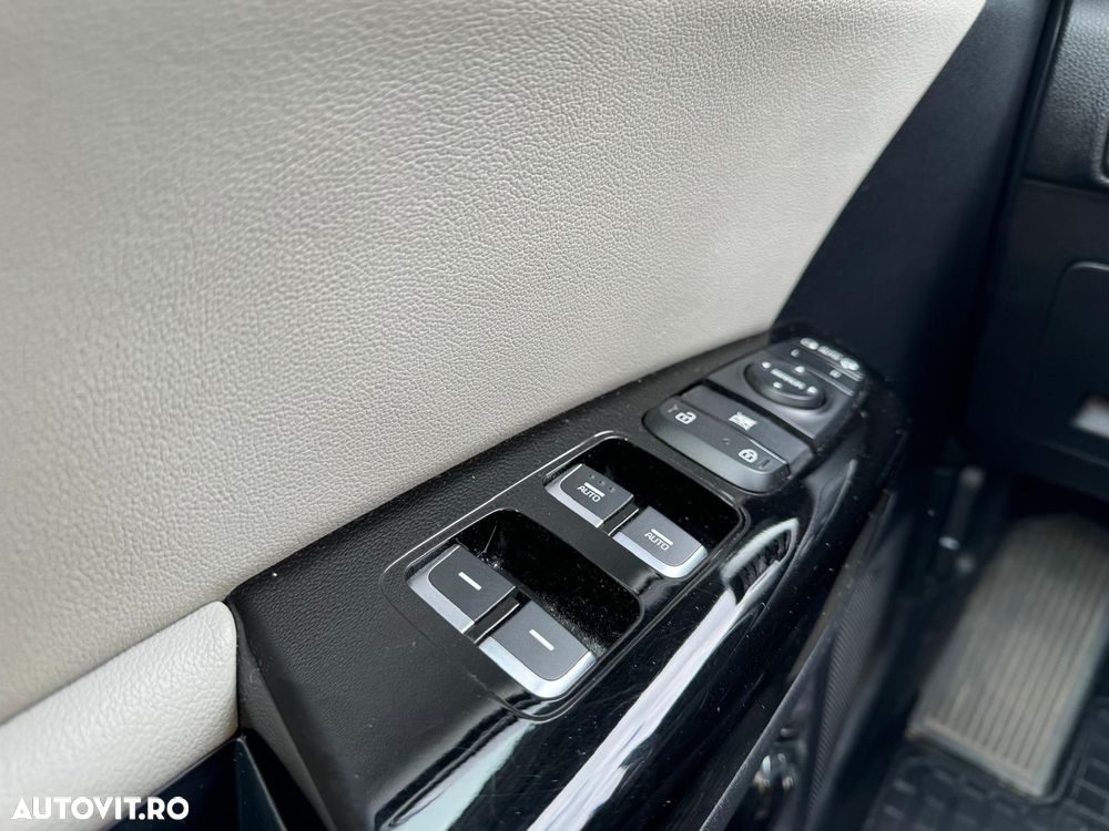 Kia Sportage 1.6 T-GDI 7DCT 4x4 GT Line - 17