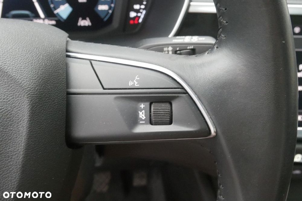 Audi Q3 2.0 TDI S tronic - 23