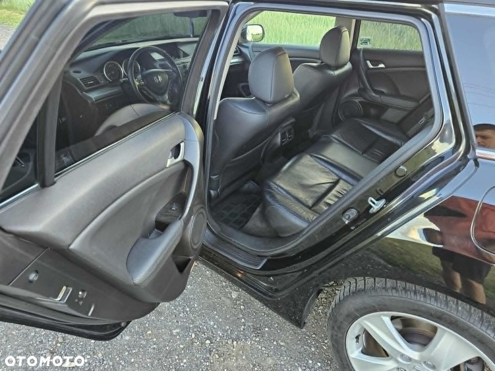 Honda Accord 2.0 Executive - 7