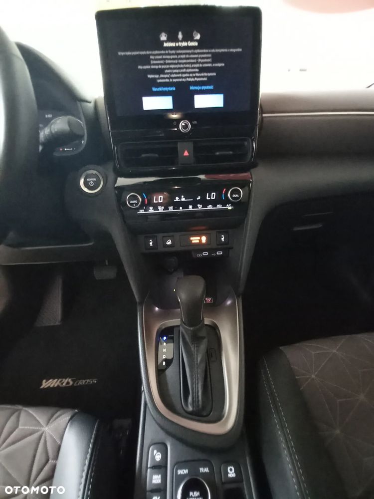 Toyota Yaris Cross Hybrid 1.5 Executive AWD - 10