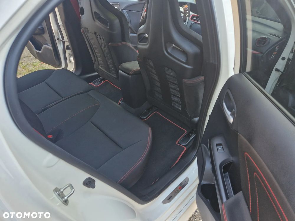 Honda Civic 2.0 VTEC Turbo Type R - 10