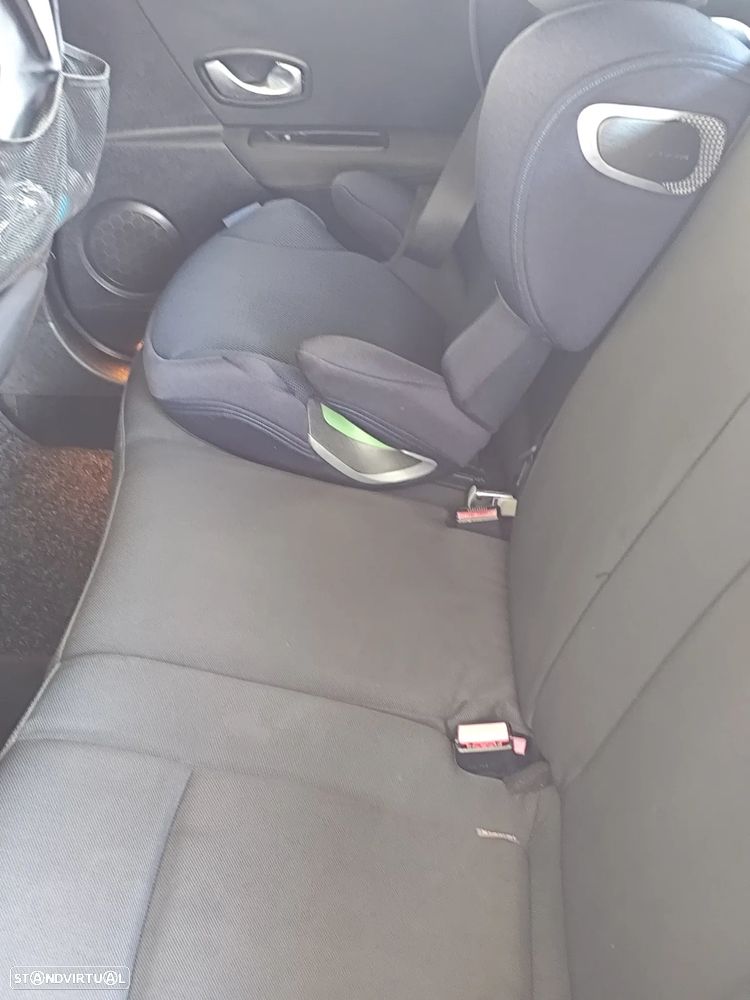 Renault Mégane 1.5 dCi Confort - 11