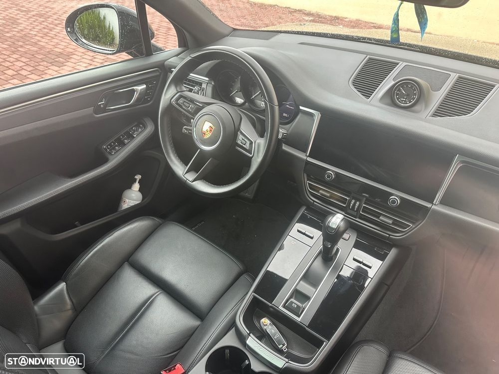 Porsche Macan Standard - 17