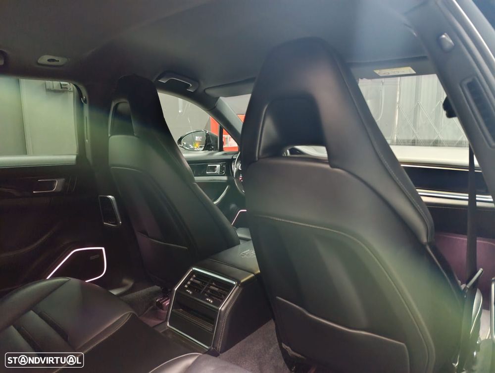 Porsche Panamera Sport Turismo - 8