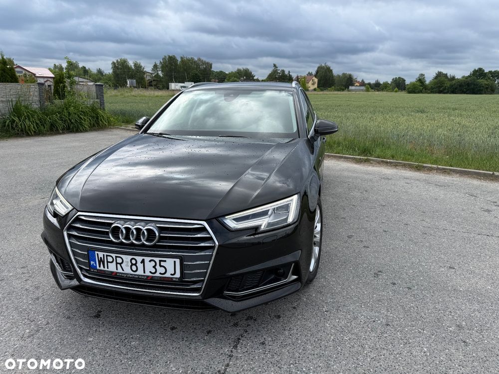 Audi A4 Avant 2.0 TFSI ultra Sport S tronic - 1