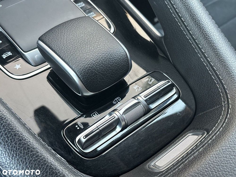 Mercedes-Benz GLE 580 4-Matic - 22