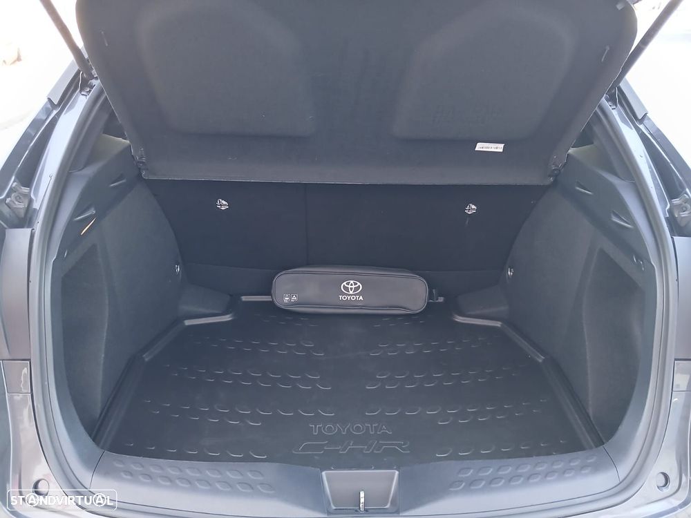 Toyota C-HR - 5