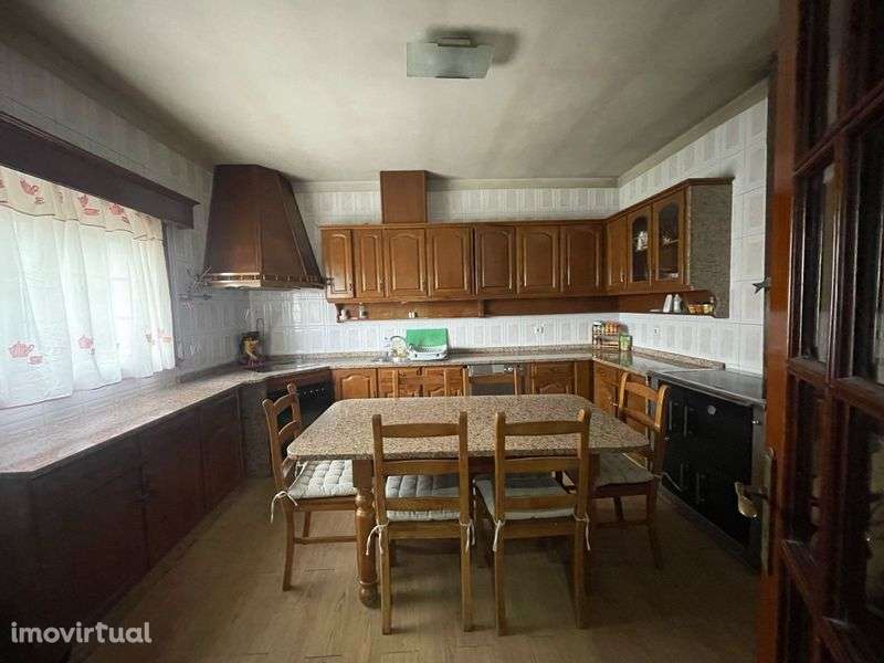 Casa + Negócio a funcionar - Grande imagem: 4/8