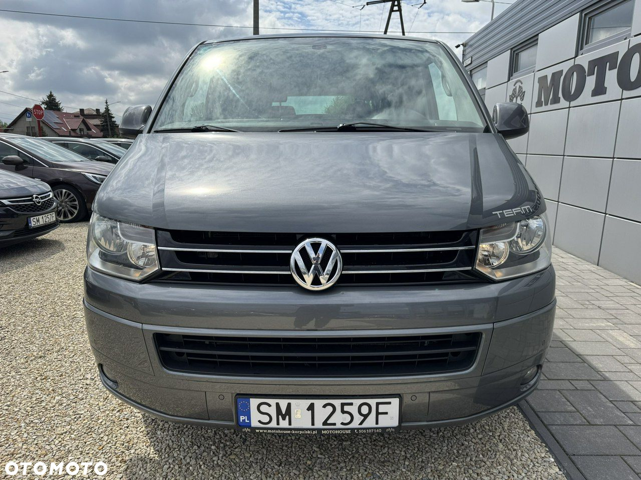 Volkswagen Multivan - 4