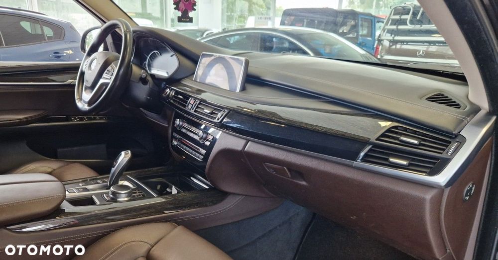 BMW X5 - 16