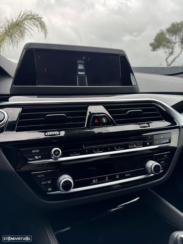 BMW 530 e iPerformance Pack M - 11