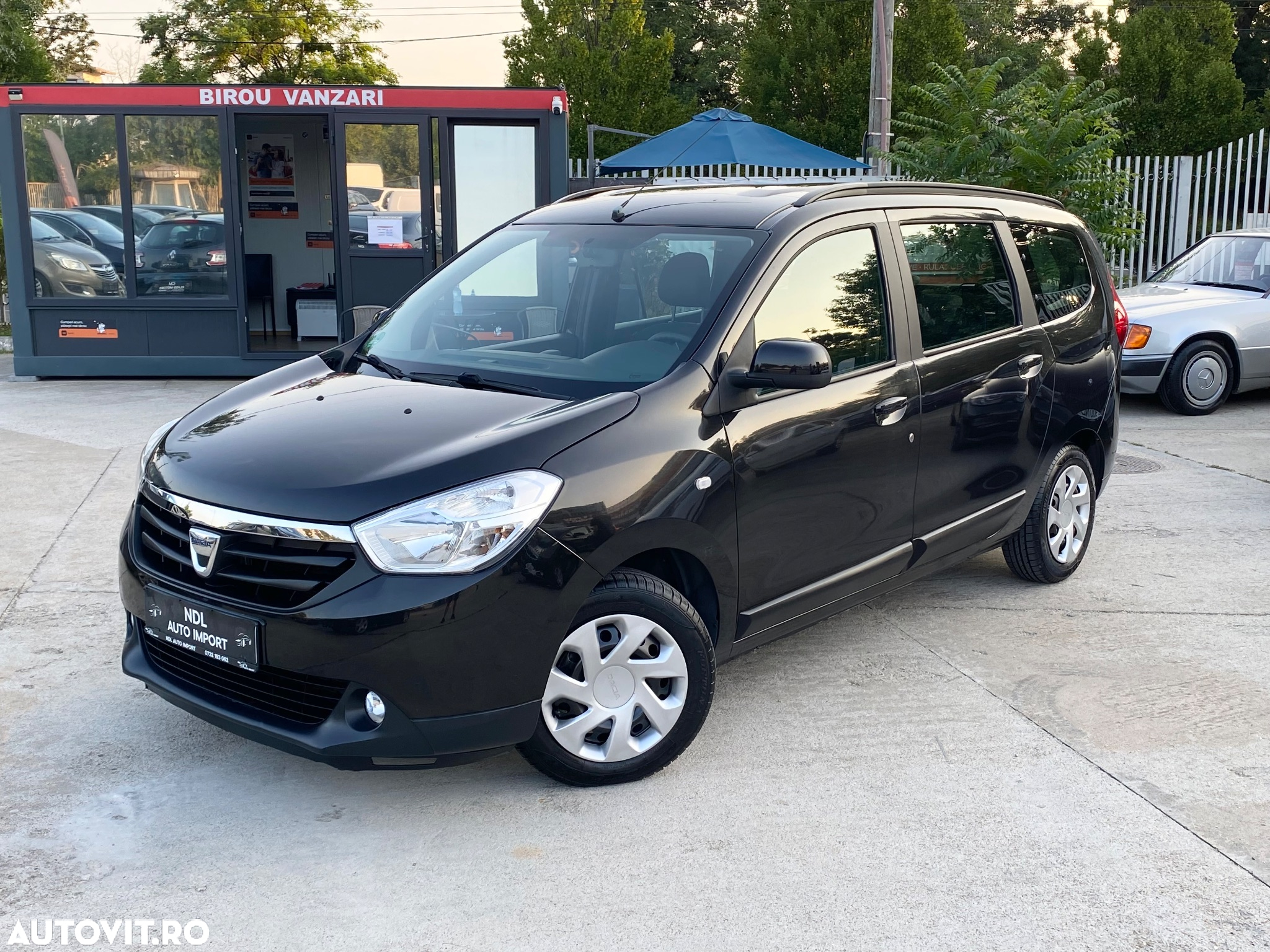 Dacia Lodgy 1.5 dCi 109 CP Laureate - 2