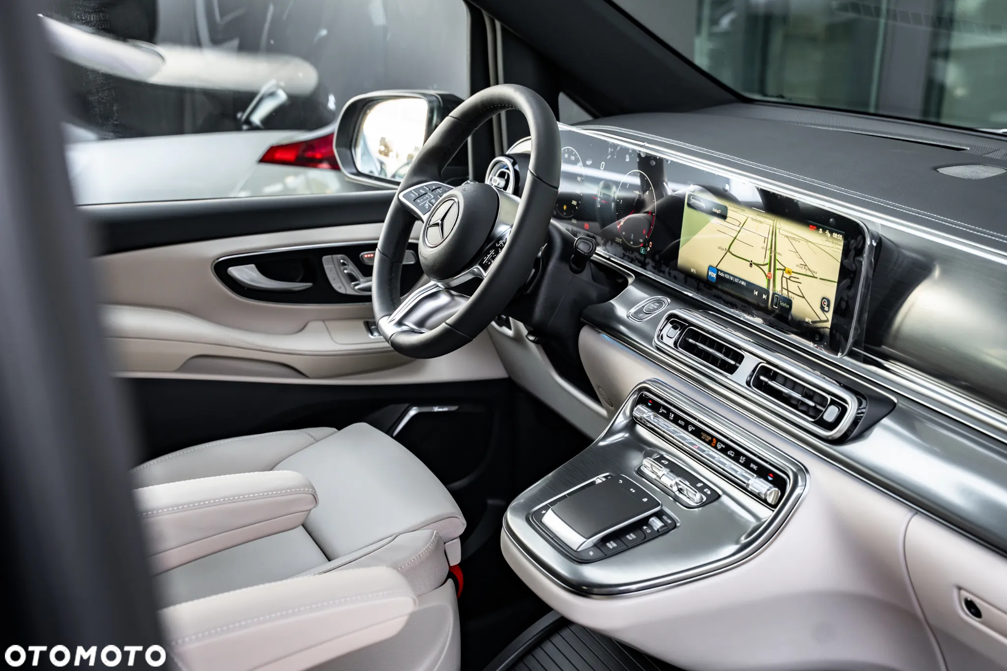Mercedes-Benz Klasa V 300 d 4-Matic 9G-Tronic Exclusive (ekstra d³) - 25