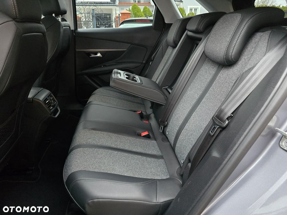 Peugeot 3008 - 33